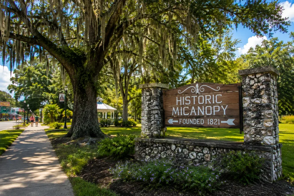 cute towns in florida