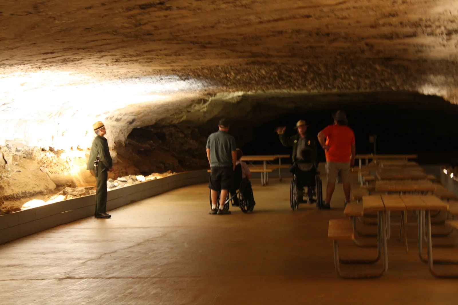 best caves to tour america
