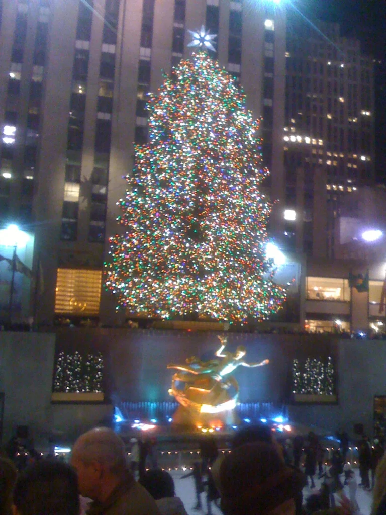 best places for christmas usa