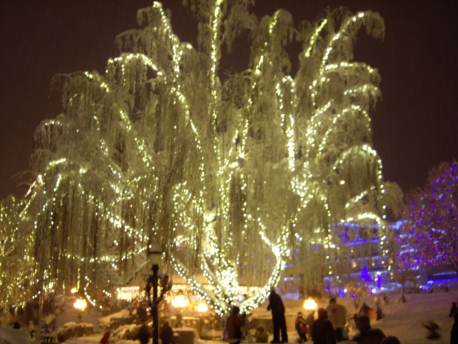 christmas towns usa